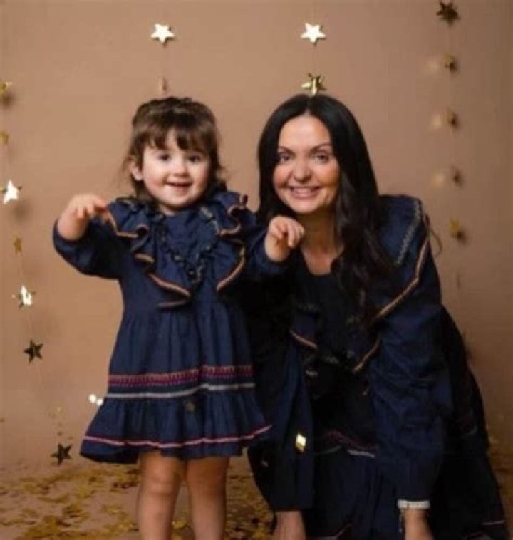 Adina Azarian Wiki, Obituary, Age, Husband, Net Worth, Kids & Parents