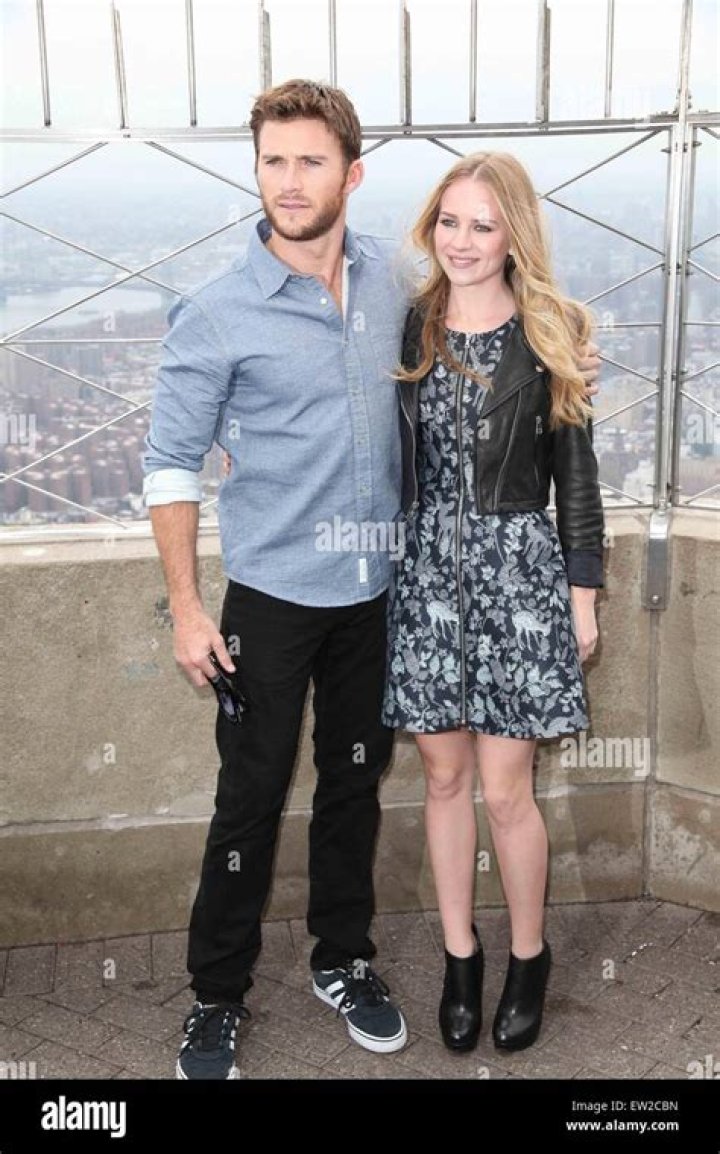 Britt Robertson And Scott Eastwood Go The Distance In Trailer For The Longest Ride