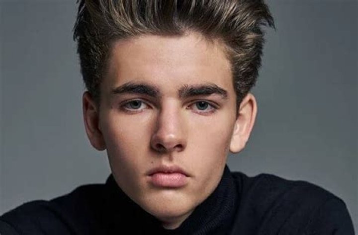 Christian Charles Sampras, Ryan Nikolaos Sampras