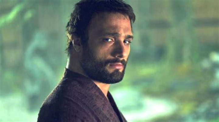 Cosmo Jarvis’ ‘Peaky Blinders’ character, explained