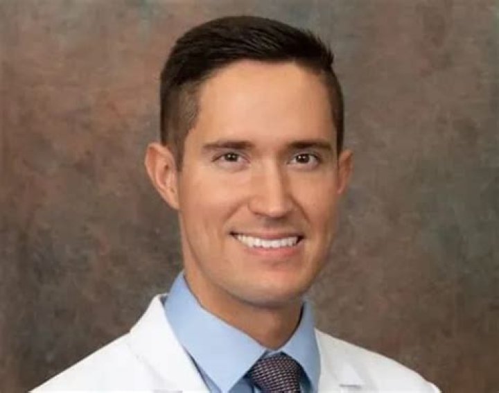 Dr. Douglas Weikert, MD – Franklin, TN