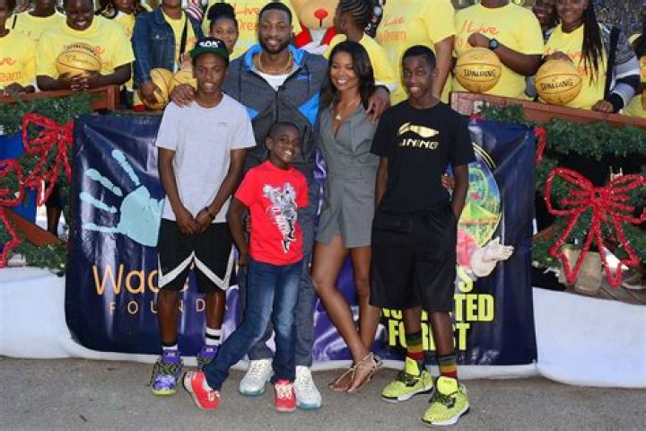 Gabrielle Union Shares Gorgeous Family Photo For Easter That Has Fans In Awe