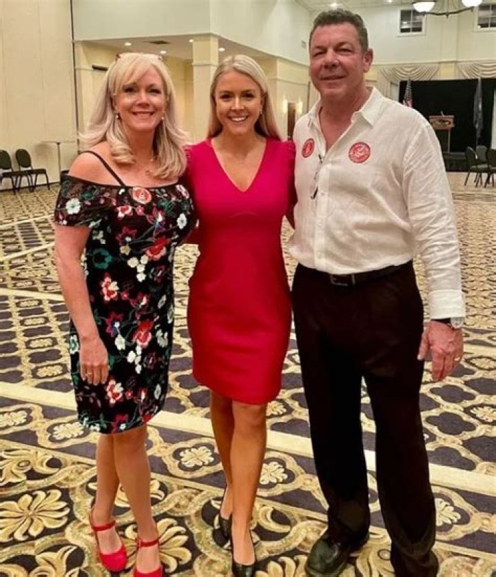 Genevieve Gauss Wiki, Age, Husband, Height & Family