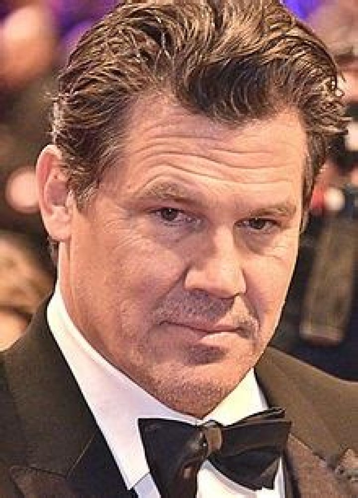 
How Much Money Does Josh Brolin Make? Latest Income Salary
