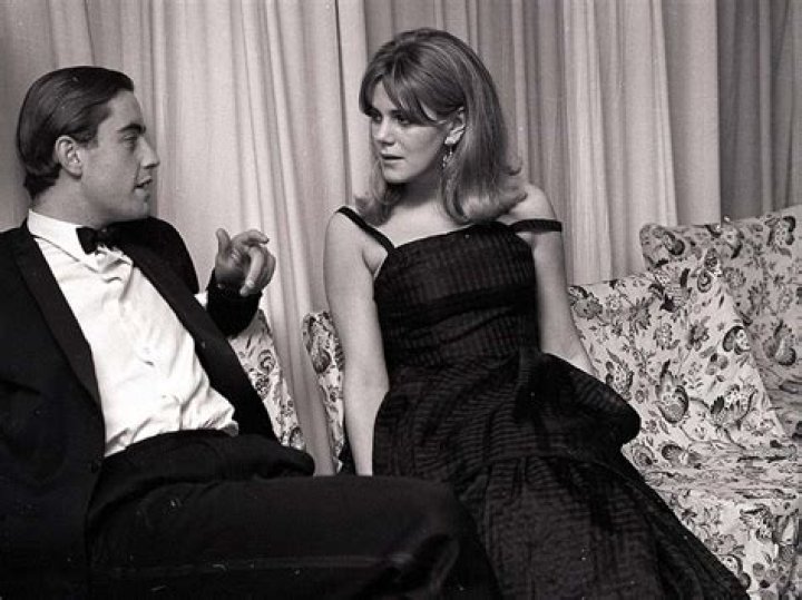 How Old Is Fennec Shand? – Celebrity