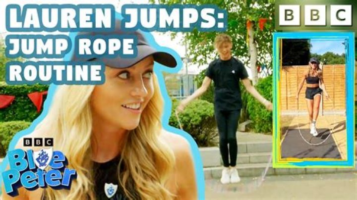 How old is Lauren jumps? – Celebrity