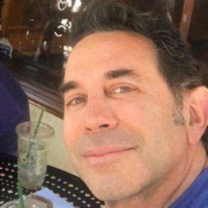 How Tall Is Paul Nassif?