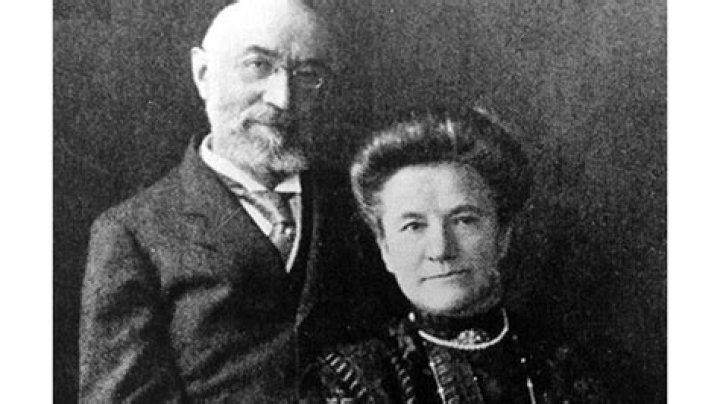 Isidor Straus Biography - Facts, Childhood, Family Life & Achievements