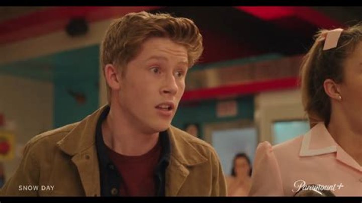 Jerry Trainor - Bio, Facts, Family Life of Actor