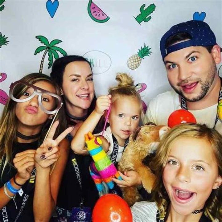 Jesse Vlach – Bio, Facts, Family of the YouTuber