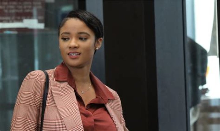 Joycelyn Savage Speaks — Confirms That Wasn’t Really Her Patreon Account And Is Standing By R. Kelly!