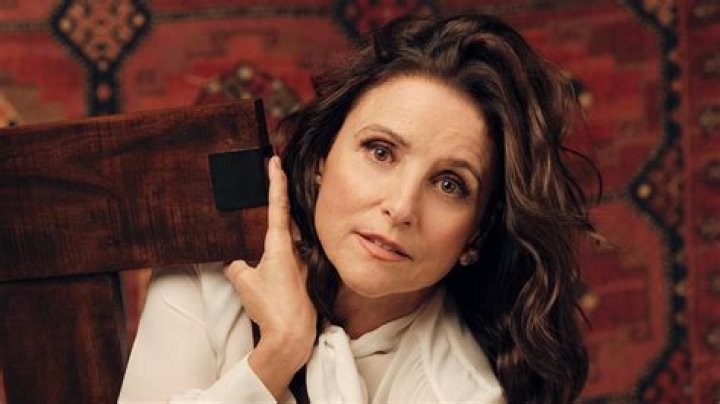 Julia Louis-Dreyfus Biography - Facts, Childhood, Family Life & Achievements