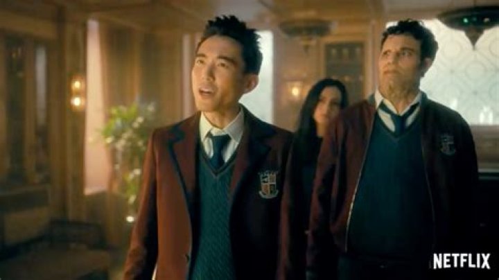 Justin H. Min explains how Ben Hargreeves is different in The Sparrow Academy versus The Umbrella Academy