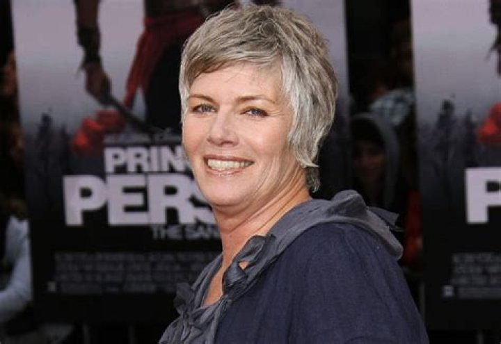 Kelly McGillis Biography - Facts, Childhood, Family Life & Achievements
