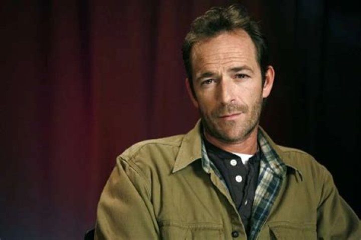 Luke Perry – ‘Riverdale’ Creator Talks Dealing With The Actor’s Death On The Show!