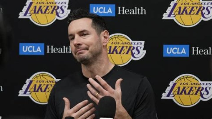 Meet family of former Lakers coach