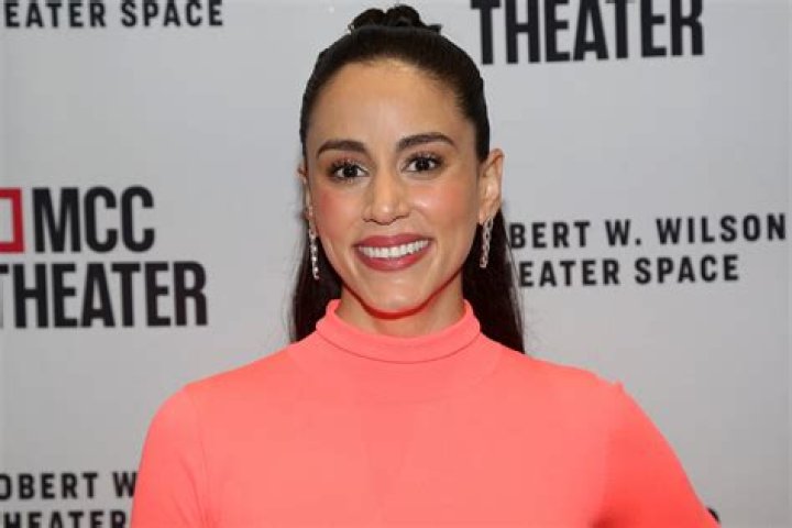 Michelle Veintimilla Bra Size, Age, Weight, Height, Measurements