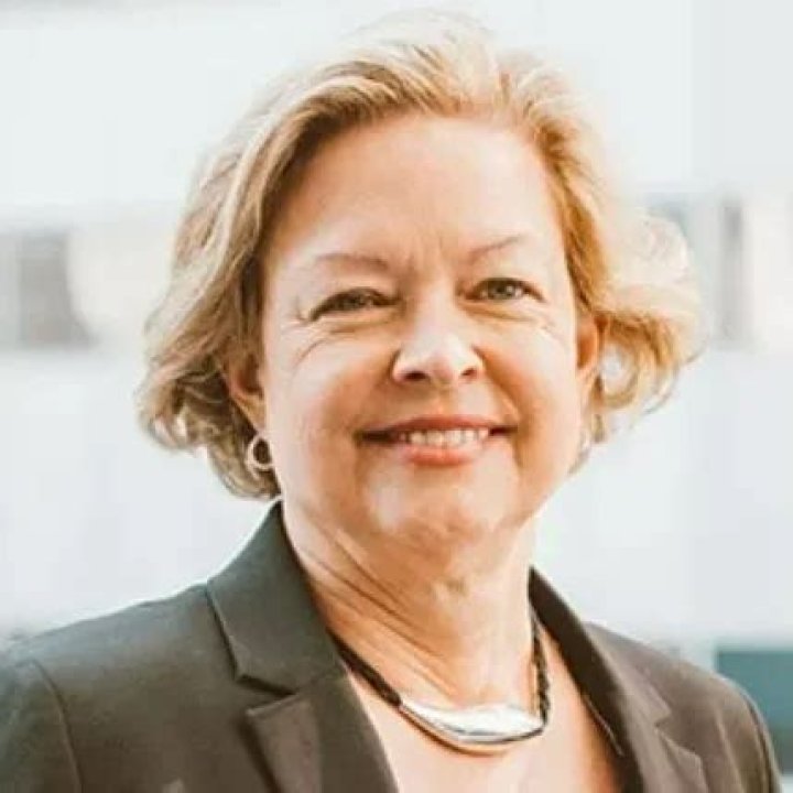 Pamela Hendricks – Louisville, KY