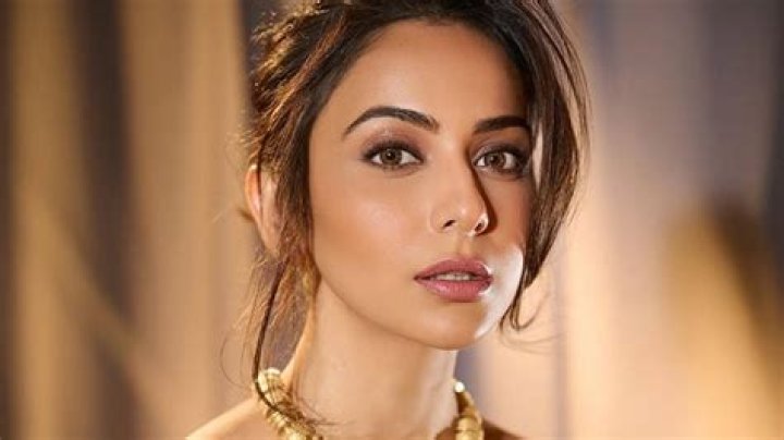 Rakul Preet Singh Biography - Facts, Childhood, Family Life & Achievements