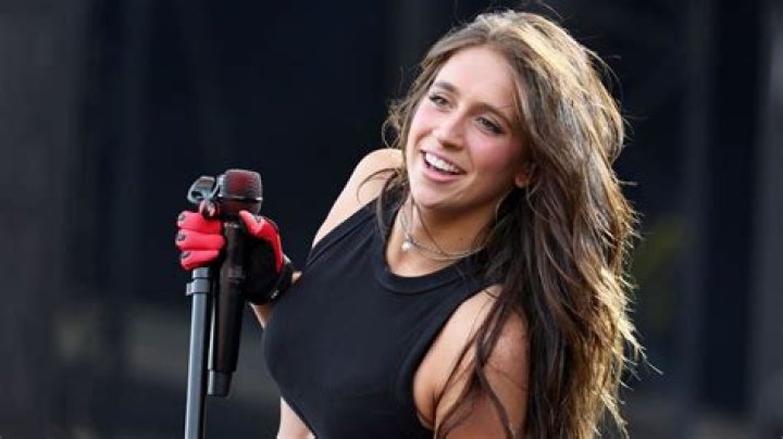 Singers Whose Name Starts With K