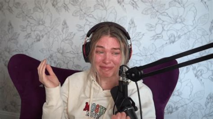 Twitch star QTCinderella to sue deepfake website after Atrioc incident