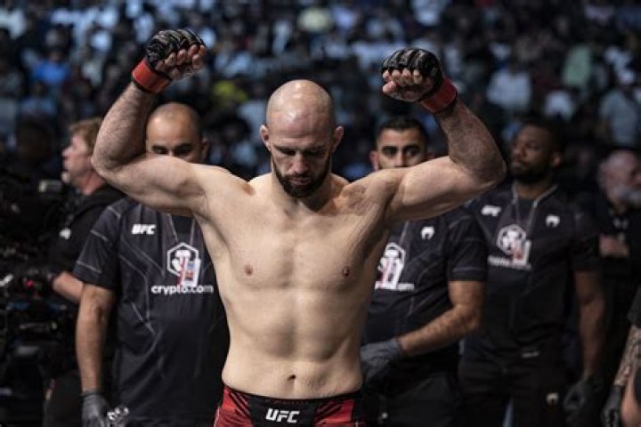 Volkan Oezdemir Biography - Facts, Childhood, Family Life & Achievements