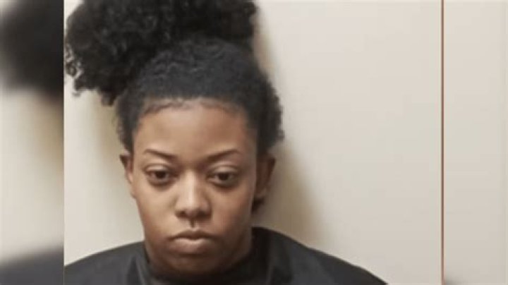 What happened to the woman who brought her toddler to Walmart in a diaper despite the freezing temperatures?