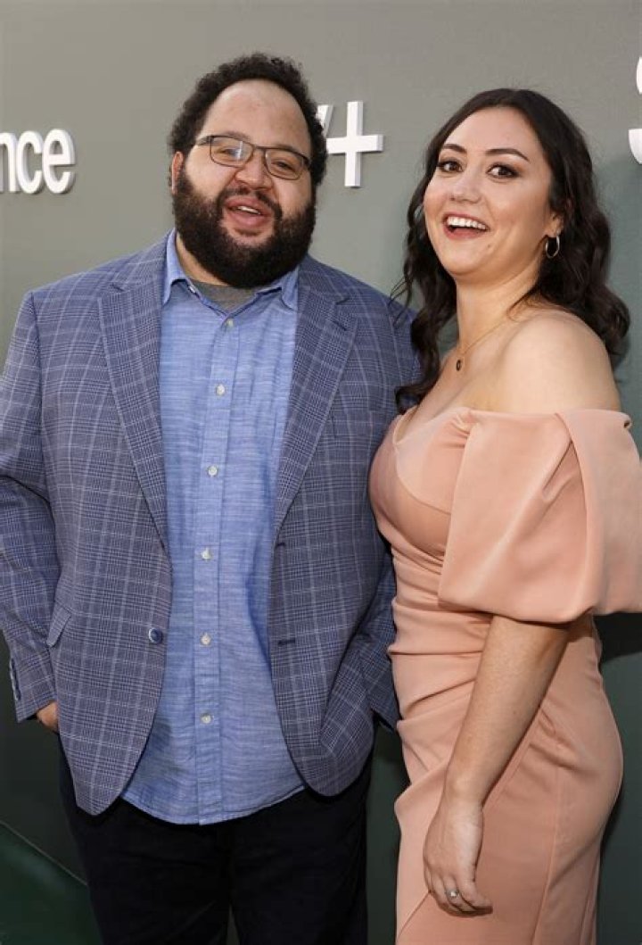 Who is Zach Cherry wife Anabella?