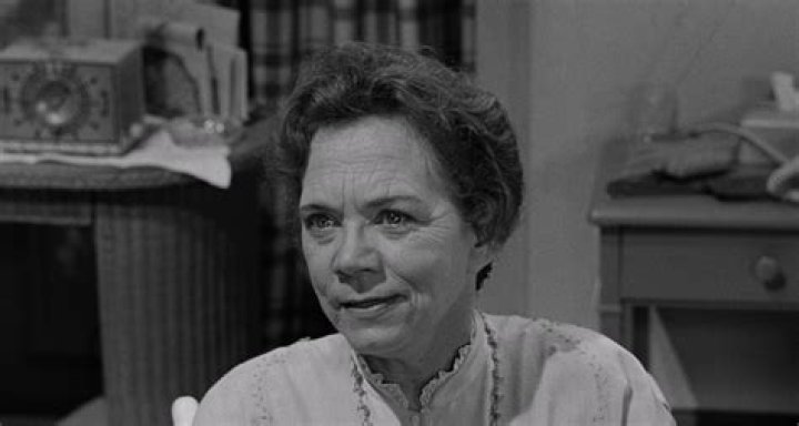 Why Did Ellen Corby Leave The Waltons? – Celebrity