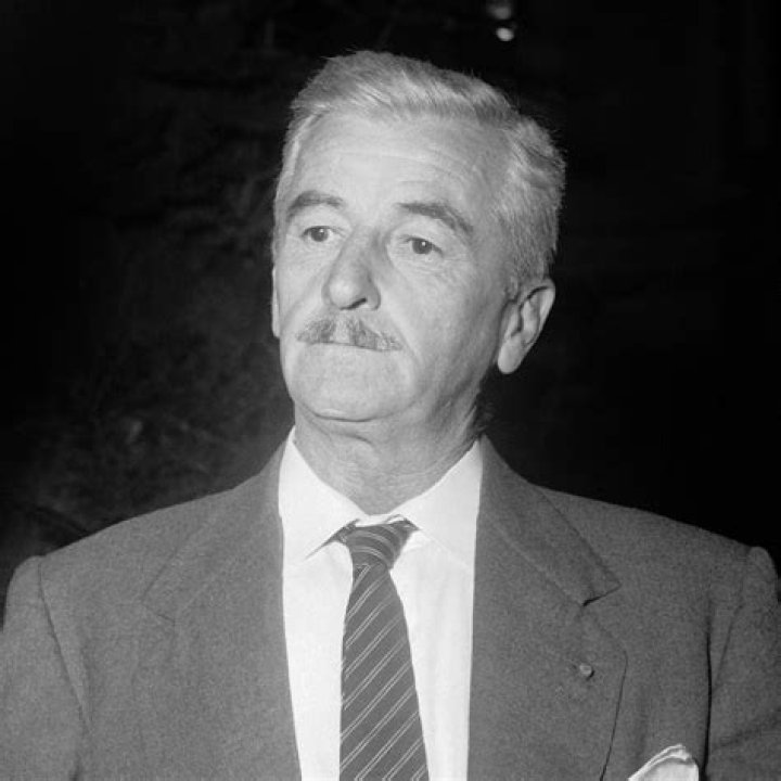 William Faulkner Biography - Facts, Childhood, Family Life & Achievements